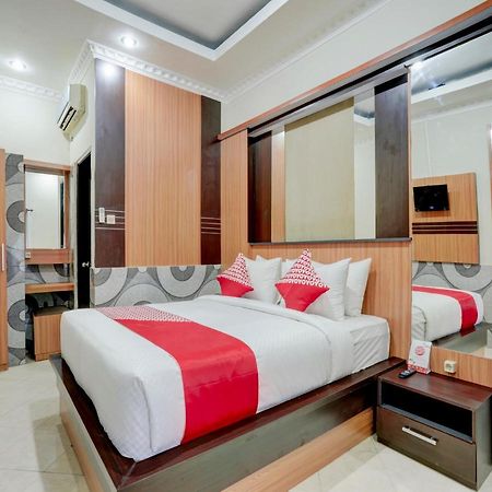 Oyo 90131 Liberty Guest House Sempidi ภายนอก รูปภาพ
