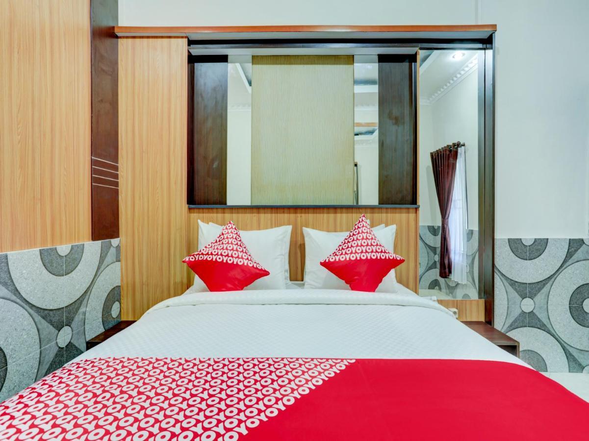 Oyo 90131 Liberty Guest House Sempidi ภายนอก รูปภาพ