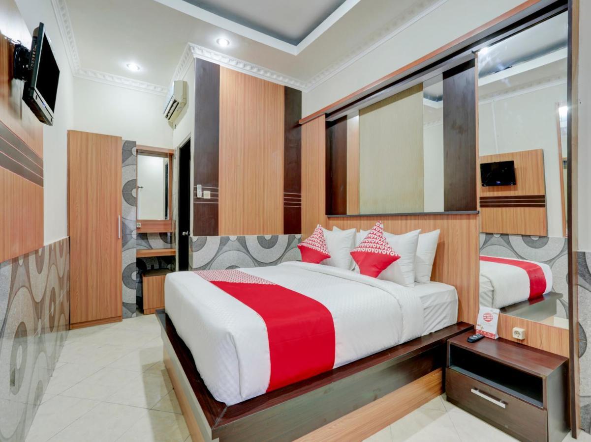 Oyo 90131 Liberty Guest House Sempidi ภายนอก รูปภาพ