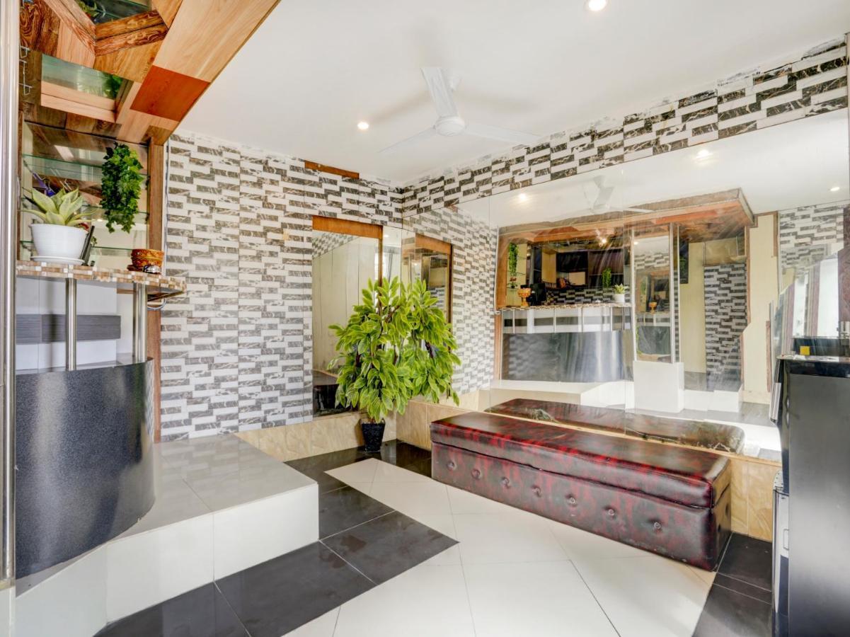 Oyo 90131 Liberty Guest House Sempidi ภายนอก รูปภาพ