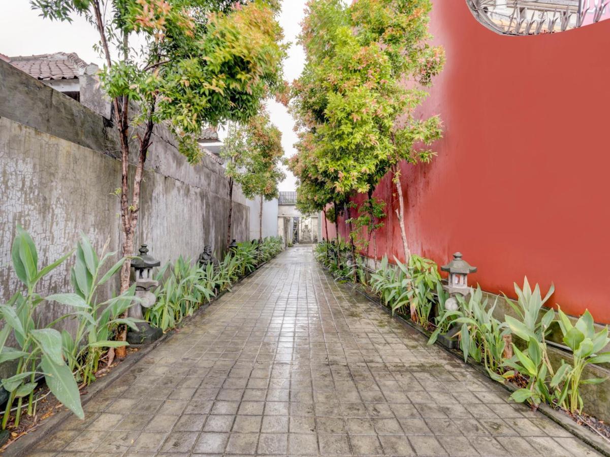 Oyo 90131 Liberty Guest House Sempidi ภายนอก รูปภาพ