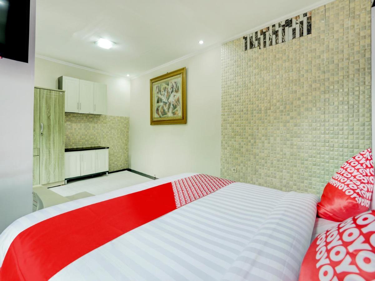 Oyo 90131 Liberty Guest House Sempidi ภายนอก รูปภาพ